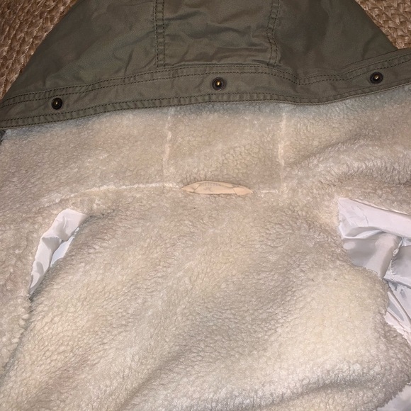 Women's | Hollister | size medium | full length | olive green | coat | jacket ๐ - Picture 4 of 9